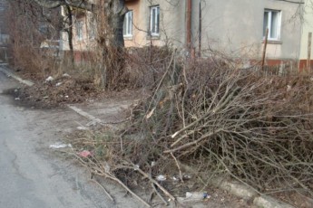 Лучани скаржаться на халатність комунальників
