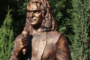 У Луцьку демонтують перший пам'ятник Скрябіну