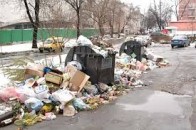 Лучани скаржаться на засмічені вулиці. ВІДЕО