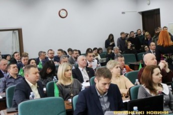 Луцькі депутати вимагають від Порошенка реформу з децентралізації влади