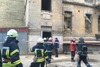 У центрі Києва обвалився будинок: під завалами люди. ОНОВЛЮЄТЬСЯ