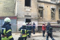 У центрі Києва обвалився будинок: під завалами люди. ОНОВЛЮЄТЬСЯ