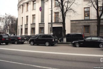 Нова поліція ігнорує порушення правил високопосадовцями в урядовому кварталі