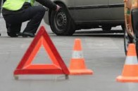 В Луцьку легковик влетів у металеву огорожу