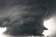 Масштабні пожежі та рекордні зливи - де у світі лютує негода?