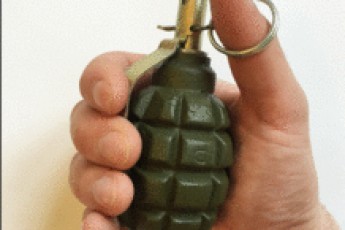 Подивися, сусіде! 46-річний господар демонстрував гостеві гранату, а та вибухнула в руках