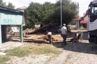 У Луцьку муніципали і далі воюють із сараями. ФОТО