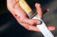 Поліцейські затримали рецидивіста, який ледь не вбив свого товариша