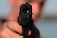 У Києві конфлікт в автобусі переріс у бійку зі стріляниною