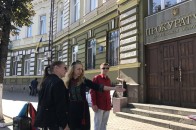 Винниченка: активісти мітингують під стінами прокуратури