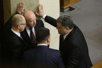 Політичне рівняння «по-новому»: Гройсман – лідер партії, Яценюк – глава НБУ, Турчинов…