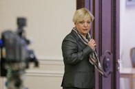А Гонтарева пішла? - Під Нацбанком знову мітинги
