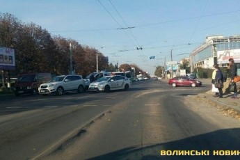 У Луцьку таксі врізалось в автомобіль