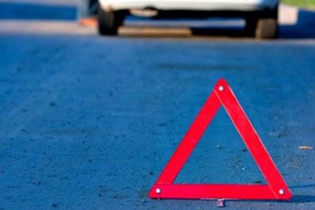 У Луцьку авто збило дівчину