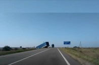На Волині фура злетіла з дороги