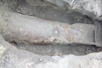 На Волині чоловік натрапив на фугасну бомбу