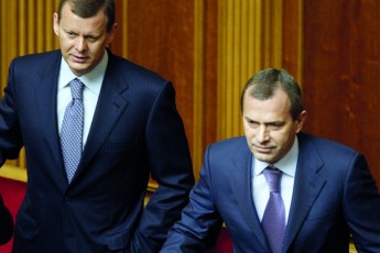 Арештували майно та рахунки братів-втікачів Клюєвих