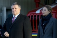 Аваков заробляє менше як його помічниця