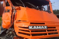 На Волині мікроавтобус врізався в «КАМАЗ»
