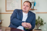 Мер від “Свободи” побив журналістку через незручні питання