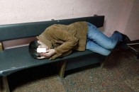 Нічна бійка у Луцьку:від ударів чоловік не міг встати на ноги