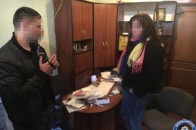 У Луцьку підприємець та екс-правоохоронець вимагали хабара