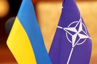 В Україні збільшується кількість прихильників вступу до ЄС та НАТО