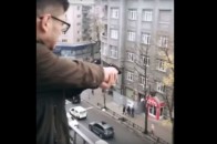 У Харкові підліток з балкону розстріляв перехожих