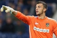 Англійський голкіпер помочився посеред матчу