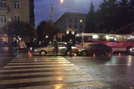 У центрі Луцька аварія з двох авто