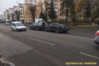 У Луцьку на проспекті Перемоги зіткнулося два авто