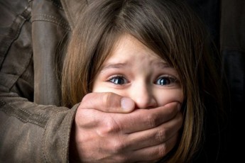 У Запоріжжі активісти затримали педофіла і влаштували над ним самосуд