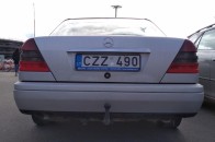 У Кабміні пропонують реєструвати «євробляхи»