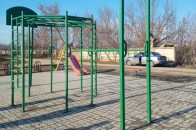 У декількох мікрорайонах Луцька встановили спортивні майданчики