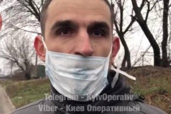 Чоловік зняв штани і запевняв, що він «Бог» (відео 18+)