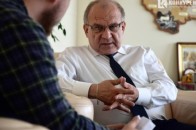 Кабмін підняв зарплати очільникам ОДА та РДА