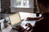 Як зберегти здоров'я проводячи день на сидячій роботі