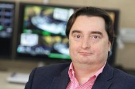 Одізного керівника українських ЗМІ Гужву обплювали і прогнали з Майдану (Відео)