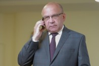 Як на Волині отримати гектари землі з покладами бурштину безкоштовно