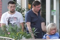 Син Луценка подарував батькам коштовний подарунок