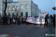 Активісти перекрили в’їзд до Києво-Печерської лаври