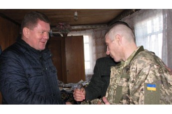 Волинський депутат побував у гостях нещодавно звільненого полоненого