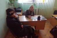 Нетвереза мати забула про свого 9-річного сина, який годинами катався в франківському тролейбусі