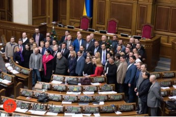 Працюють на благо країни: Верховну Раду закривали 57 депутатів з 432