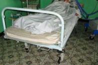 Малолітні дівчата жорстоко побили та принизили  подругу через те, що розповіла про їх голу фотосесію