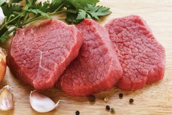 Продаж домашнього м'яса планують частково обмежити в Україні