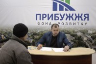 Пенсії, пільги та комунальні послуги: із чим люди звертаються до команди Ігоря Гузя