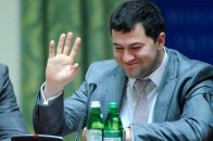 Кабмін звільнив голову фіскальної служби Насірова