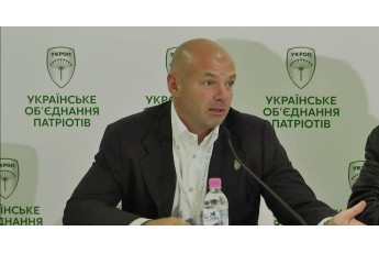 Тиснути і впливати на Україну мають право лише українці, - Ігор Палиця