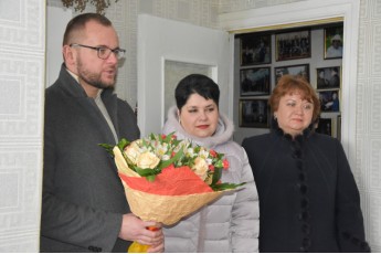 Представники міської ради відвідали вдову визволителя Луцька